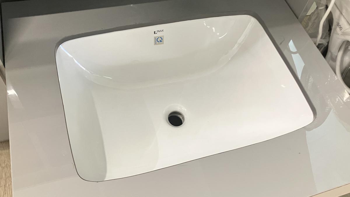 Chậu rửa lavabo âm bàn Inax L-2298V dáng chữ nhật